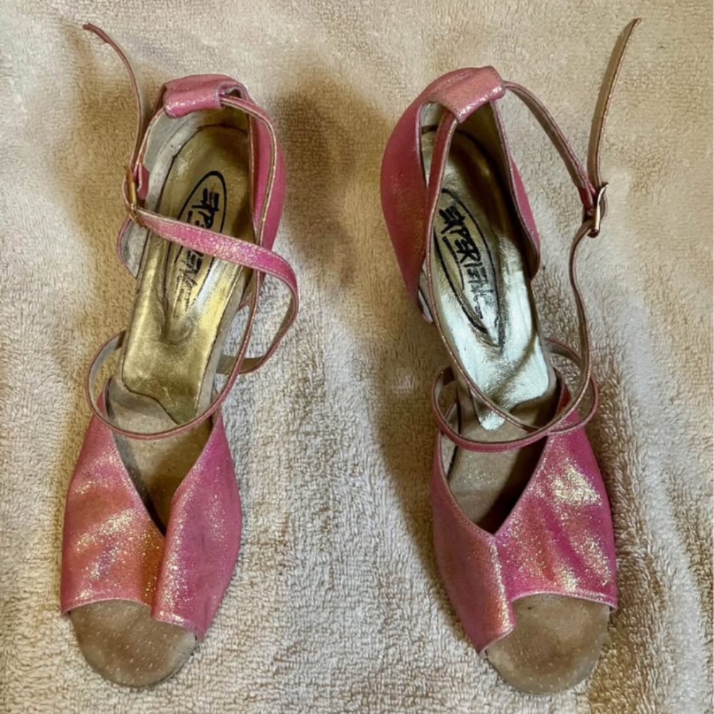 Pink Salsa Dance Shoes 3” Heel Suede Sole Size 7.5